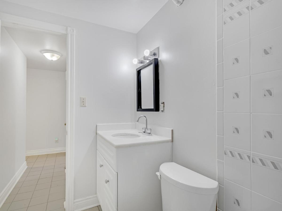 Very Cozy & Comfortable In Downtown Toronto Great Value! Exterior foto